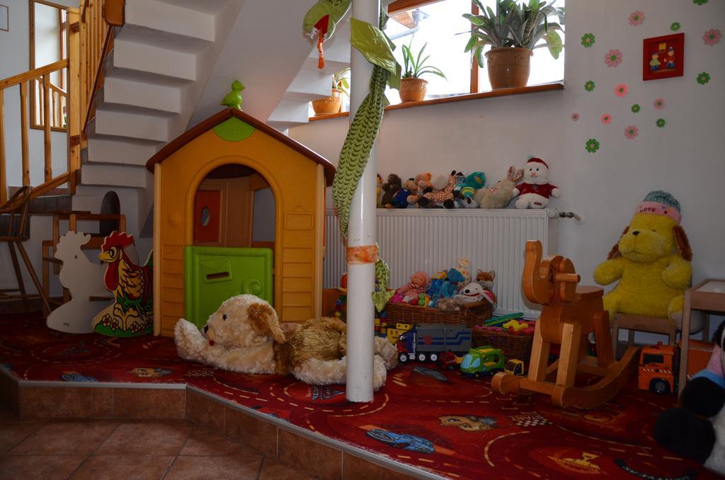 Vysoké Tatry Hotel Villa Siesta מראה חיצוני תמונה
