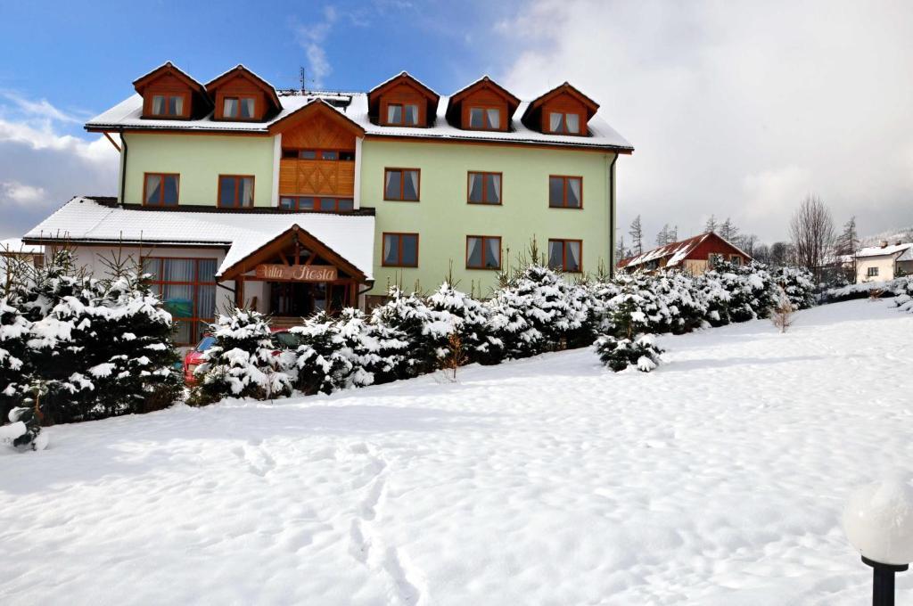 Vysoké Tatry Hotel Villa Siesta מראה חיצוני תמונה