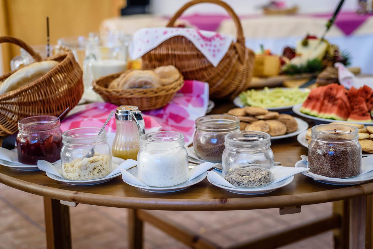 Vysoké Tatry Hotel Villa Siesta מראה חיצוני תמונה