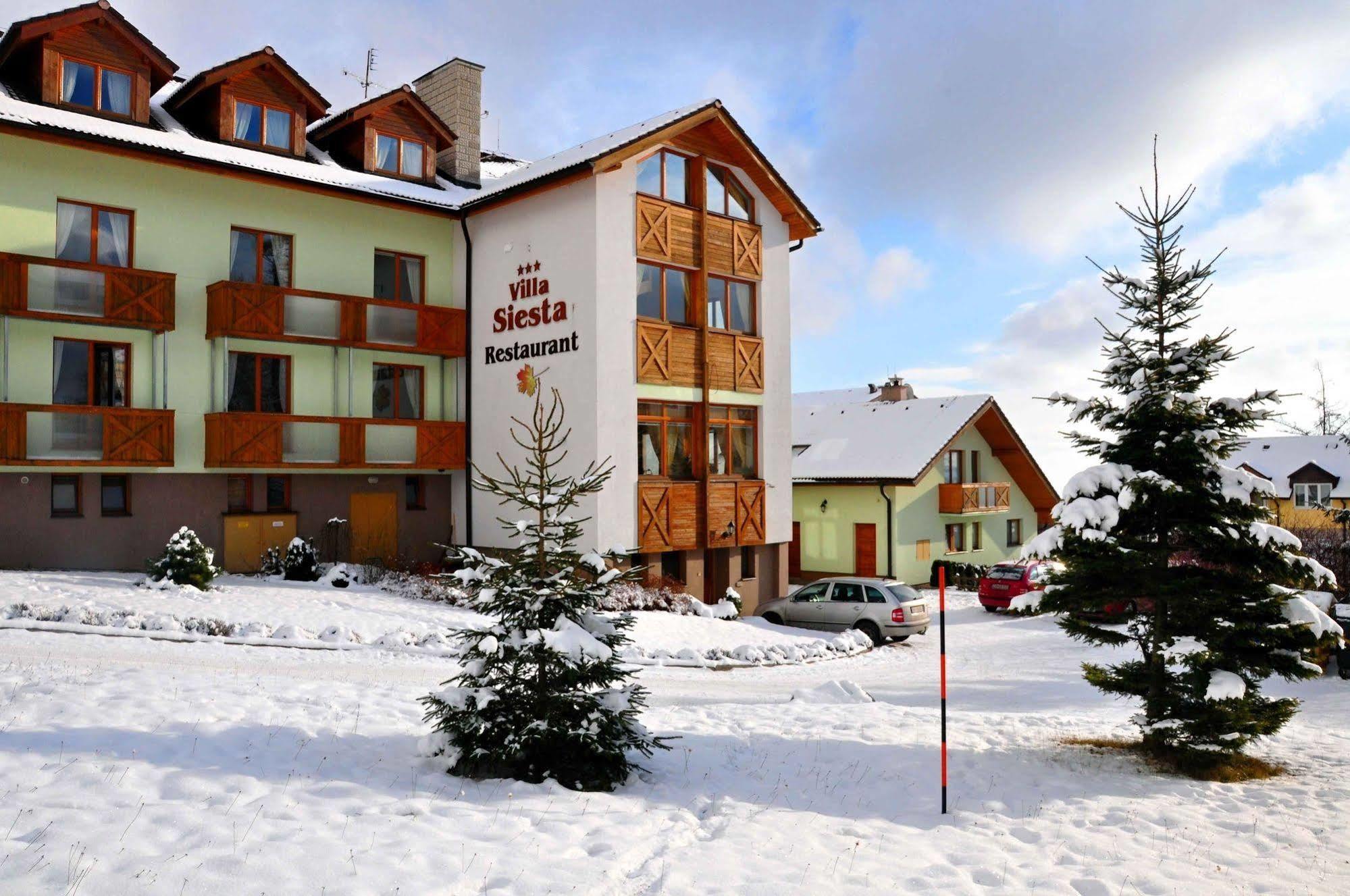 Vysoké Tatry Hotel Villa Siesta מראה חיצוני תמונה